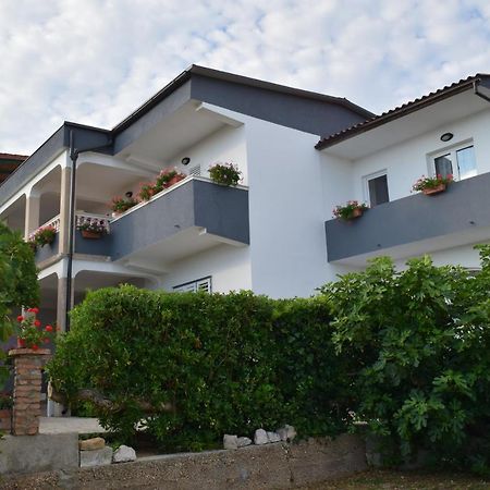 Apartmani Anđela i Mladen Debelić Rab Town Dış mekan fotoğraf