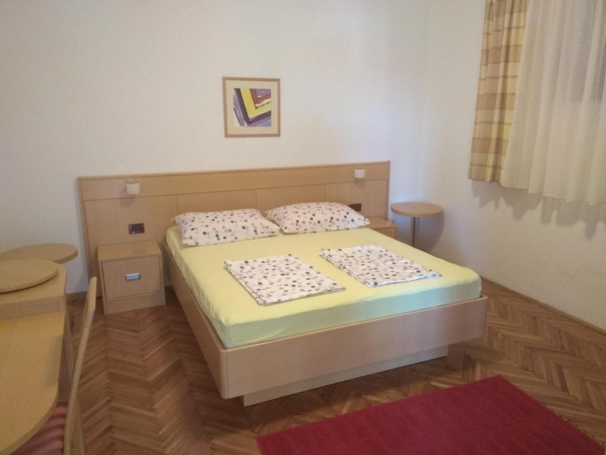 Apartmani Anđela i Mladen Debelić Rab Town Dış mekan fotoğraf