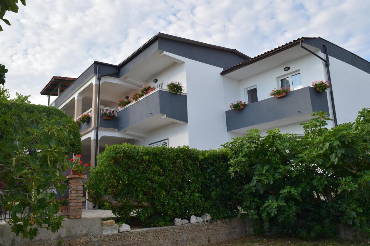 Apartmani Anđela i Mladen Debelić Rab Town Dış mekan fotoğraf