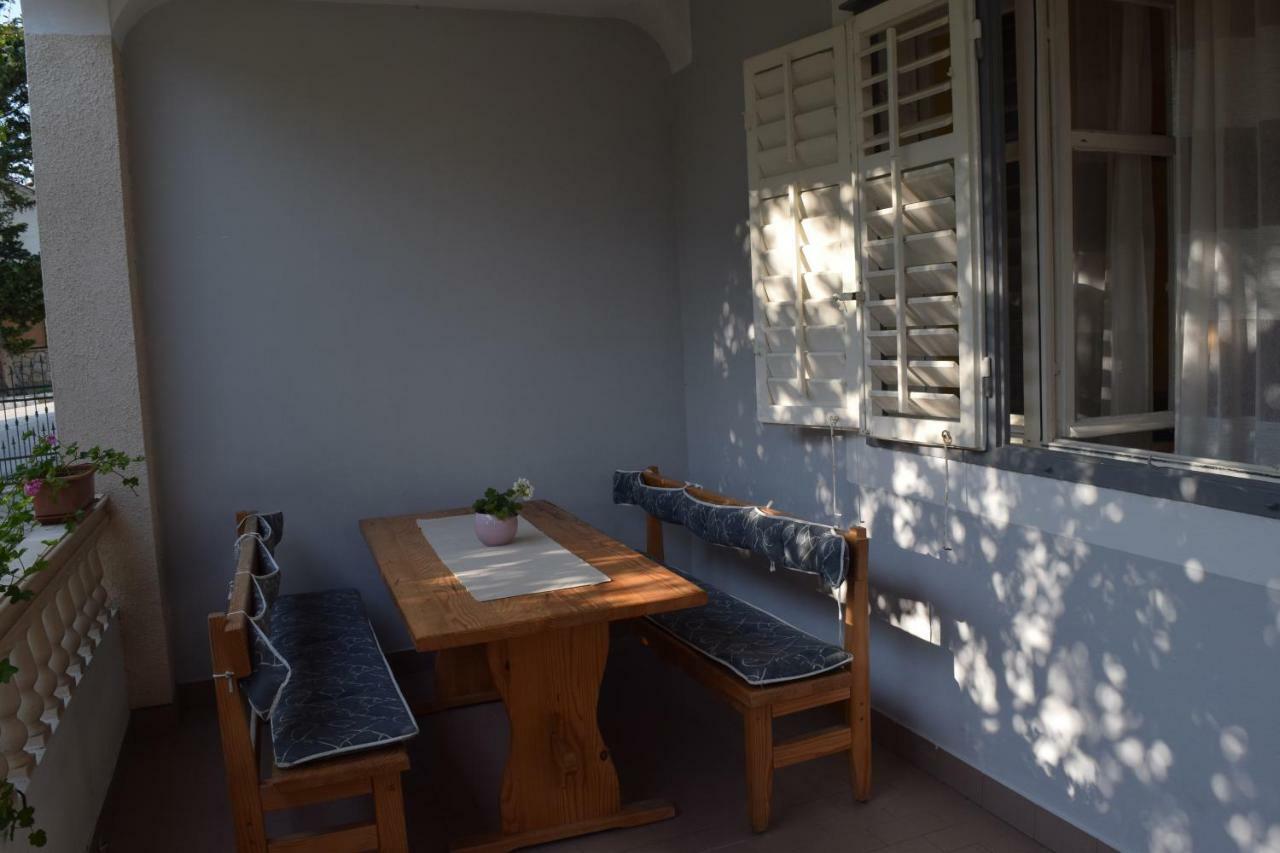 Apartmani Anđela i Mladen Debelić Rab Town Dış mekan fotoğraf