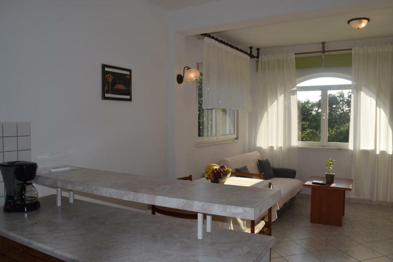 Apartmani Anđela i Mladen Debelić Rab Town Dış mekan fotoğraf