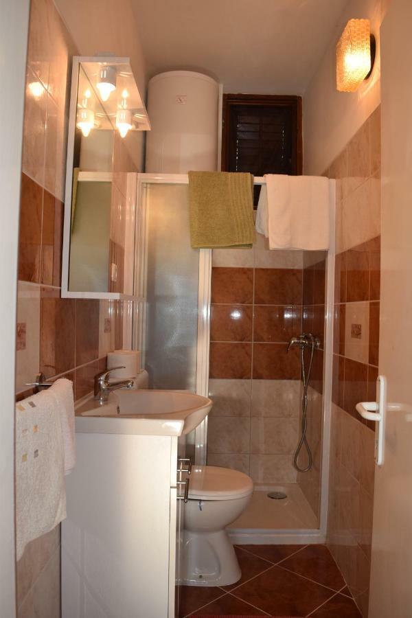 Apartmani Anđela i Mladen Debelić Rab Town Dış mekan fotoğraf